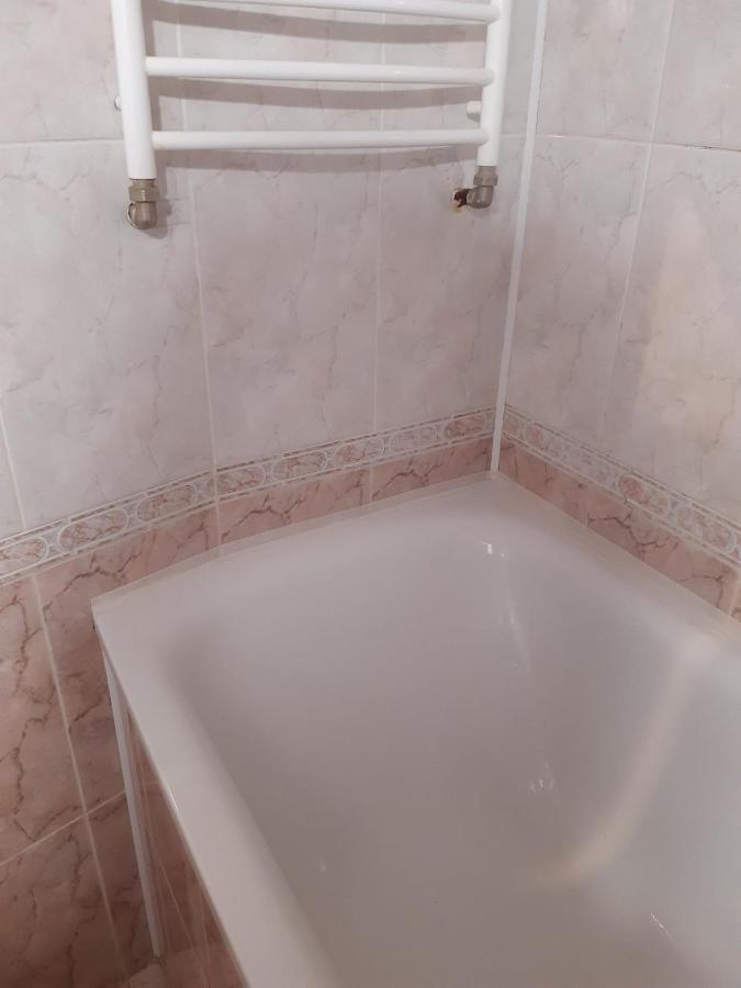 Apartmán 4 Площа Гагаріна Vinnycja Exteriér fotografie